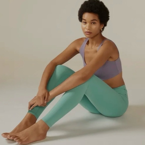 New $68 Everlane 24/7 Perform Leggings Ankle Green - Picture 1 of 9
